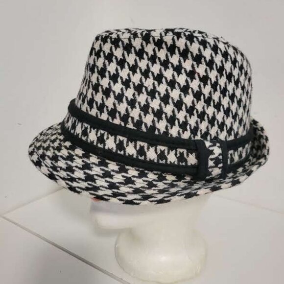 Herringbone Wool hat by The Hatter Large Pattern - Picture 4 of 6